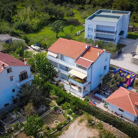 Appartement Biserka G