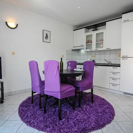 Biserka G Appartement *