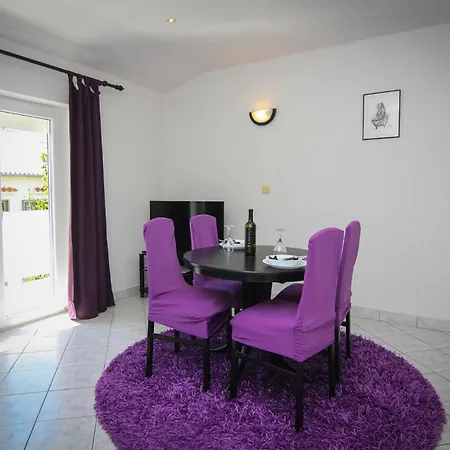 Appartement Biserka G *