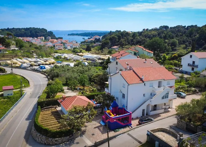 Biserka G Apartmán *