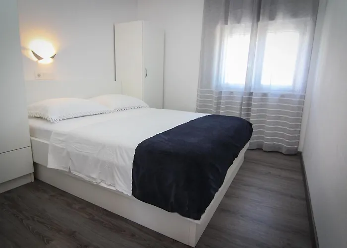 Appartement Biserka G